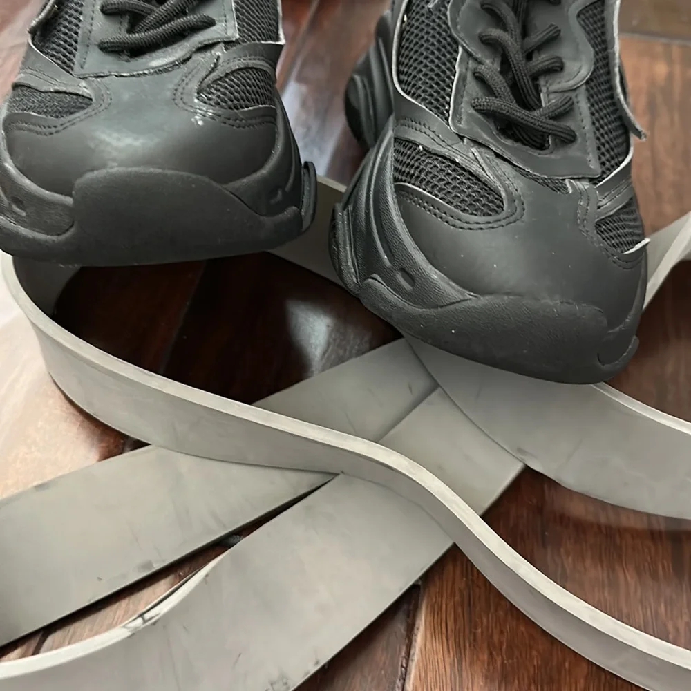 Steve Madden Possession Black Sneakers - Picture 5 of 7